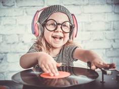Hudební vkus se fixuje ve věku mezi 8. a 10. narozeninami