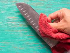 Trik pro odstranění rezavých skvrn z kuchyňských nožů