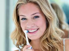 Správná péče o zuby chrání před závažnými chorobami
