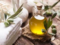 Netradiční využití olivového oleje doma i na zahradě
