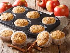 Jablečno-batátové skořicové muffiny s dýňovými semínky