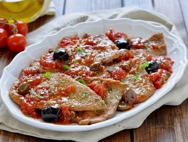  Dušené maso s rajčaty a olivami                     