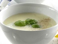 Artyčok je nedoceněná zeleninová lahůdka. Zkuste si z něj připravit polévku.
