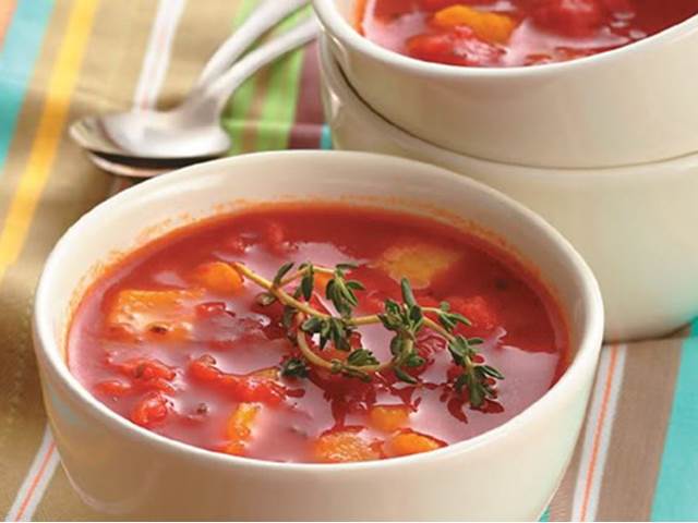 Polévka z rajčat a paprik