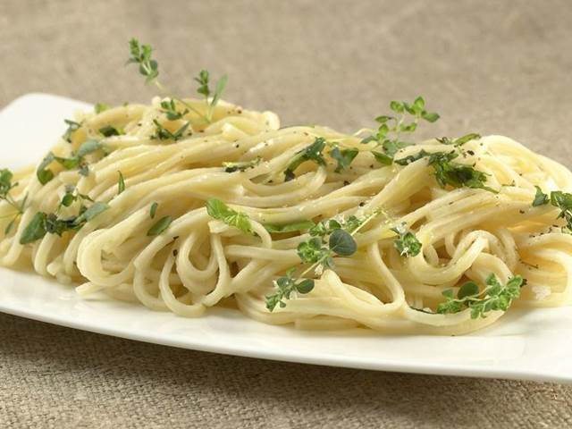Bylinkové špagety