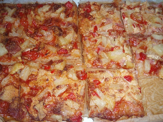 Pizza s jarními rajčátky