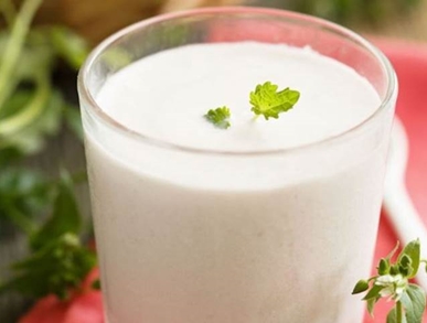 Jogurtové smoothie se stévií