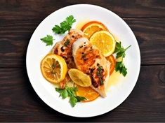 Grilované kuřecí prso s pomerančovou omáčkou je lahodný a zdravý pokrm, který je ideální pro speciální příležitosti nebo pro každodenní stravování. Tento recept je jednoduchý na přípravu a nabízí bohatou chuť a výživu.
