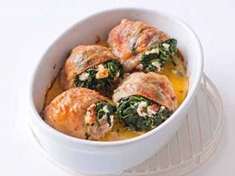 
	Recept na kuřecí stehna plněná čerstvým špenátem.
