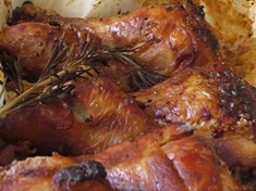 
	Skvělá křupavá pečená kuřecí stehýnka.
