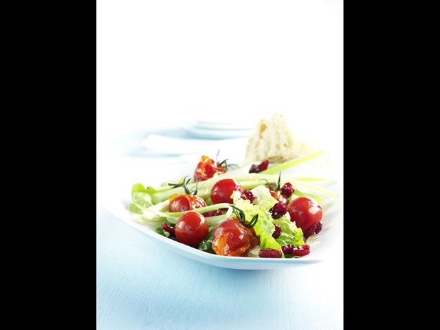 Cranberry-rajčatový salát